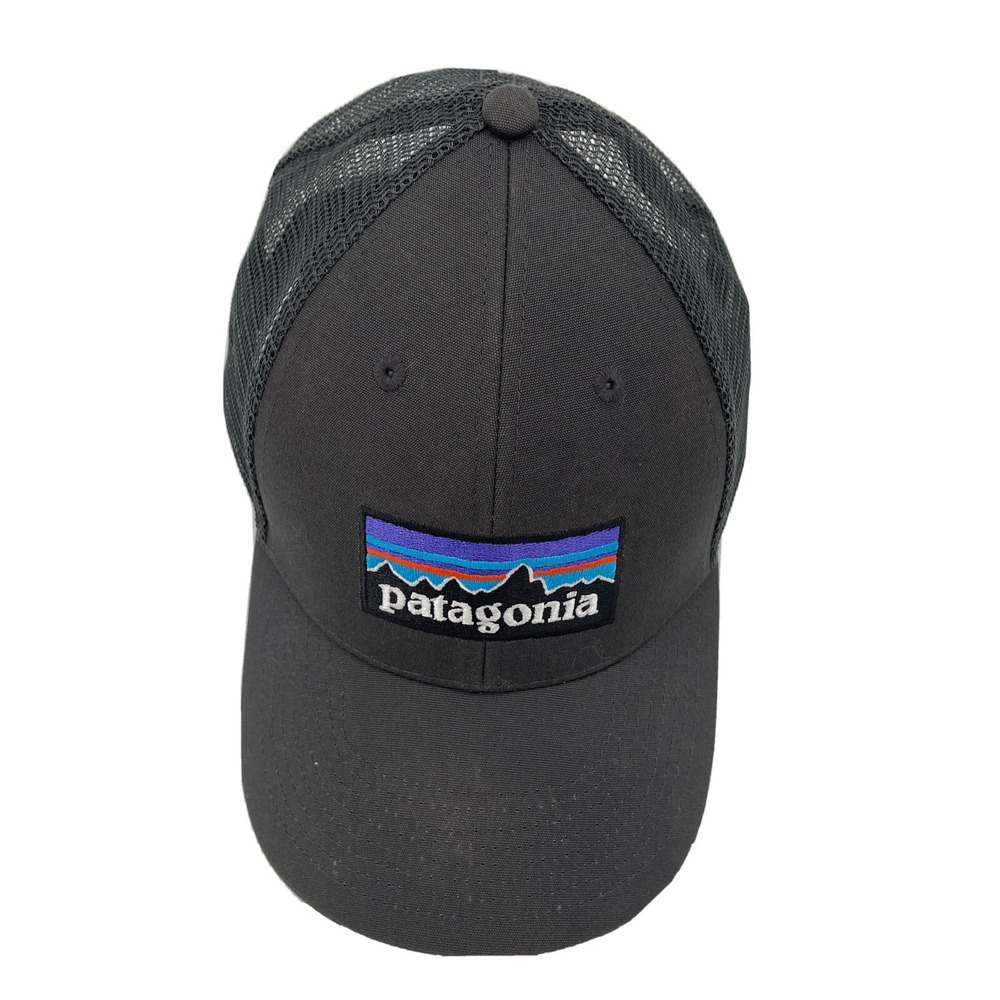 Patagonia P-6 Logo LoPro Trucker Hat Snap Back Gray